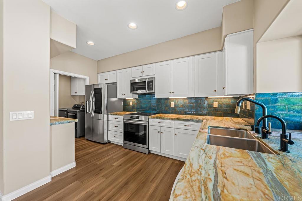 4970 Lamia Way Oceanside, CA 92056 - Photo 12 of 51 Kitchen