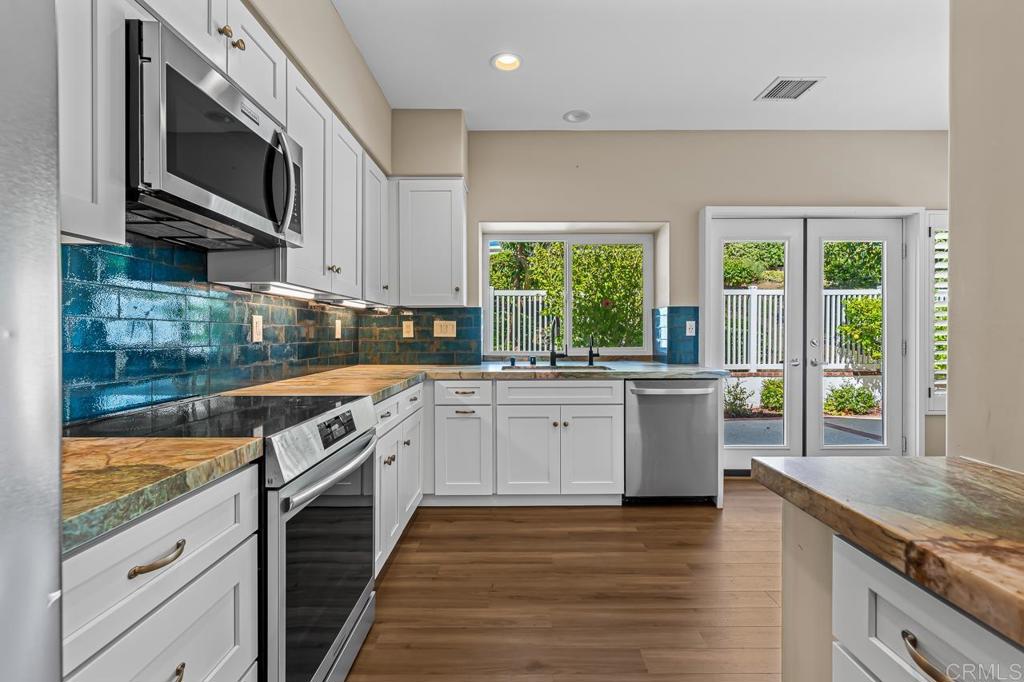 4970 Lamia Way Oceanside, CA 92056 - Photo 14 of 51