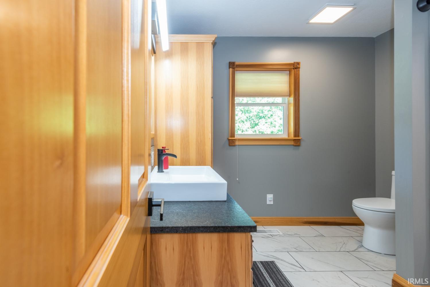 7750 South Rockport Road Bloomington, IN 47403 - Photo 14 of 50