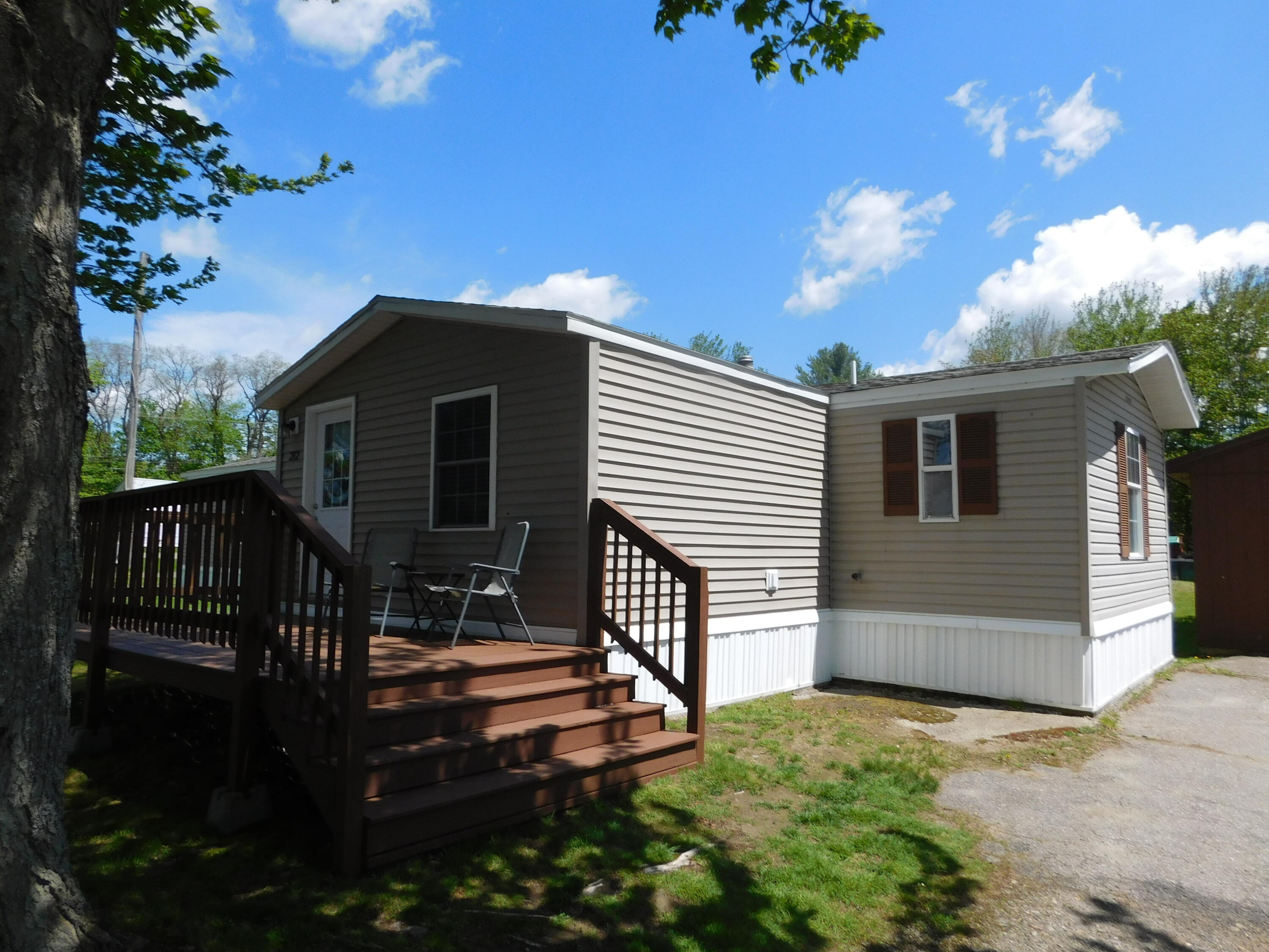 212 Bradley Road Milford, ME 04461 - Photo 4 of 42 DSCN0785
