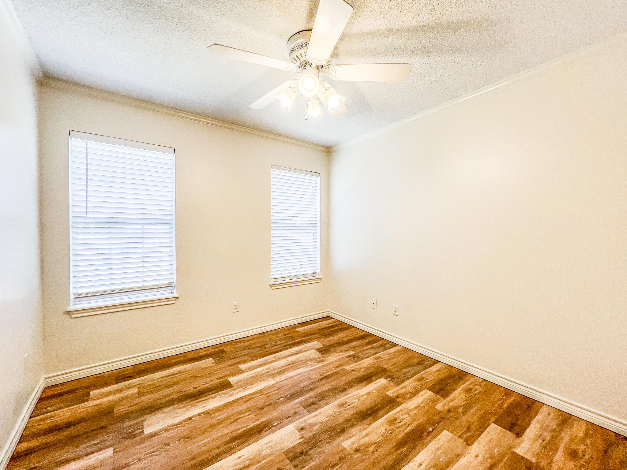 5506 100th Street Lubbock, TX 79424 - Photo 21 of 29 IMG_6631