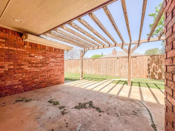 $2,350 | 5506 100th Street, Lubbock, TX 79424
