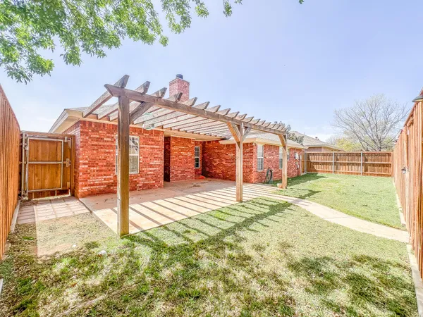 $2,350 | 5506 100th Street, Lubbock, TX 79424