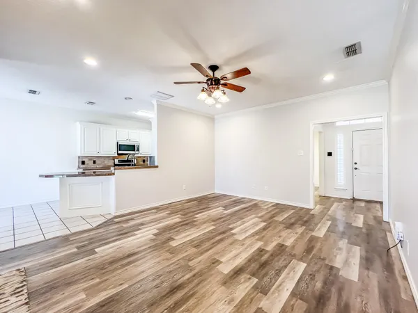 $2,350 | 5506 100th Street, Lubbock, TX 79424