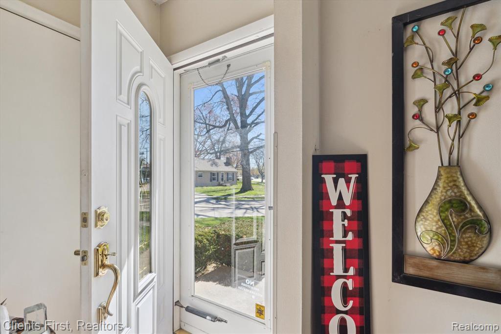 19000 Champaign Road Allen Park, MI 48101 - Photo 6 of 42 Gallery Image 6