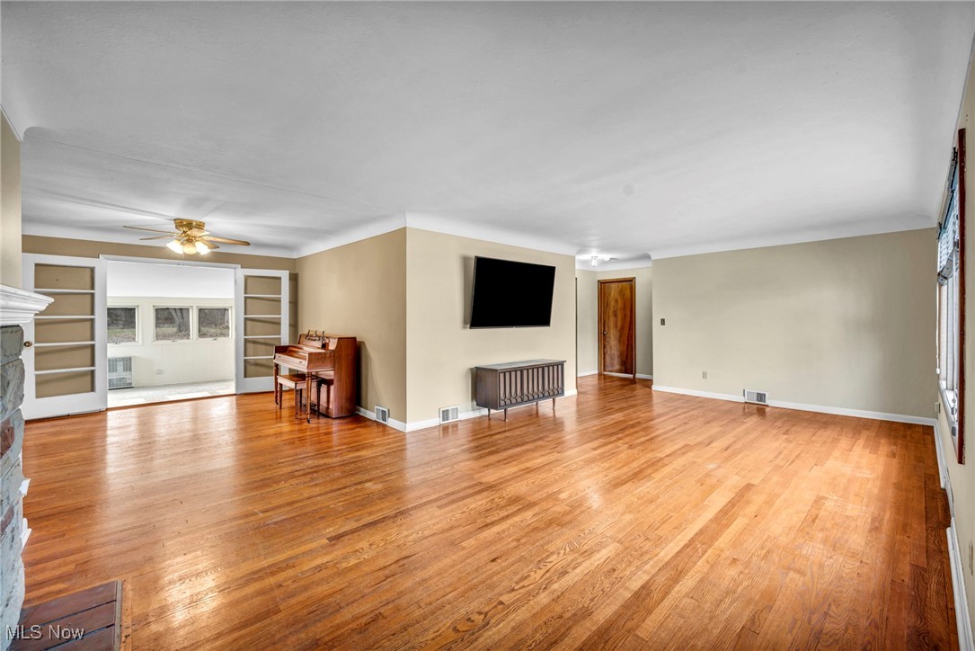 34910 Martin Road Willoughby, OH 44094 - Photo 5 of 29 Gallery Image 5