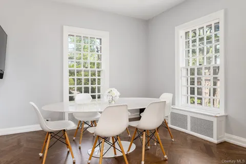 $2,595,000 | 8 Rittenhouse Road, Bronxville, NY 10708