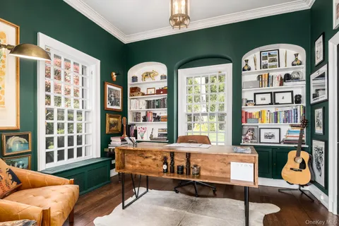 $2,595,000 | 8 Rittenhouse Road, Bronxville, NY 10708