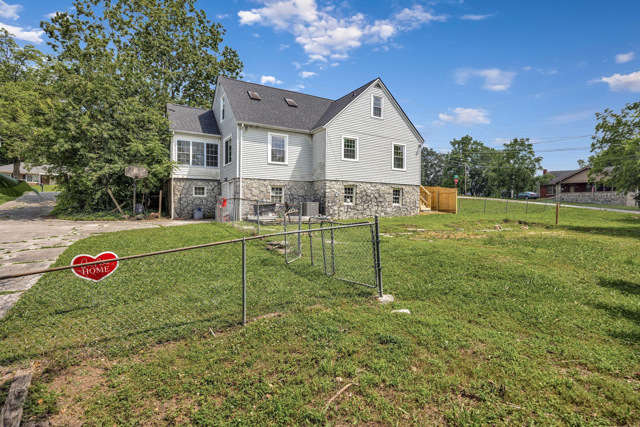 2019 McBrien Road Chattanooga, TN 37412 - Photo 29 of 33 .