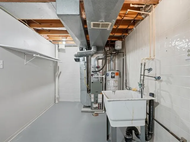 $179,900 | 7305 Lafayette Square, Aliquippa, PA 15001