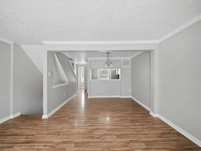 $179,900 | 7305 Lafayette Square, Aliquippa, PA 15001