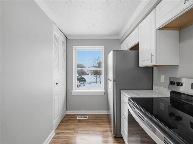 $179,900 | 7305 Lafayette Square, Aliquippa, PA 15001