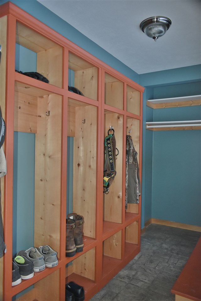 5691 South Betsie River Road Interlochen, MI 49643 - Photo 23 of 39 1842027-22.JPG