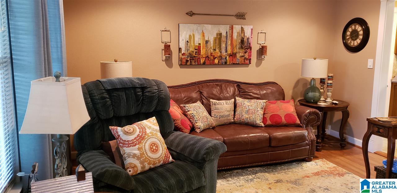 101 Tulip Avenue Oneonta, AL 35121 - Photo 4 of 40 Gallery Image 4