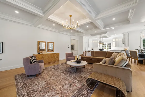 $3,750,000 | 1 Tuttle Lane, Lynnfield, MA 01940