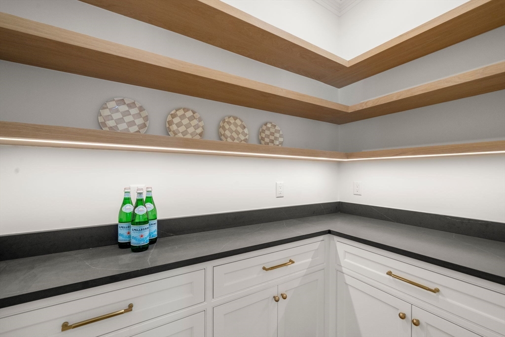 1 Tuttle Lane Lynnfield, MA 01940 - Photo 16 of 42