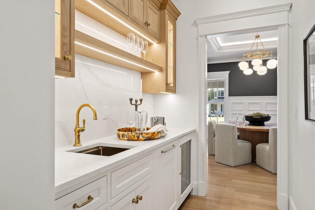 1 Tuttle Lane Lynnfield, MA 01940 - Photo 18 of 42