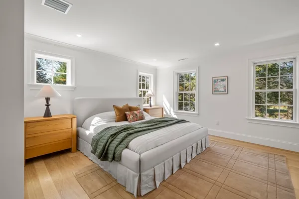 $3,750,000 | 1 Tuttle Lane, Lynnfield, MA 01940