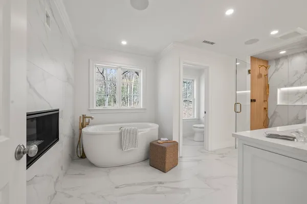 $3,750,000 | 1 Tuttle Lane, Lynnfield, MA 01940