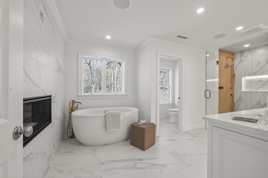 1 Tuttle Lane Lynnfield, MA 01940 - Photo 30 of 42