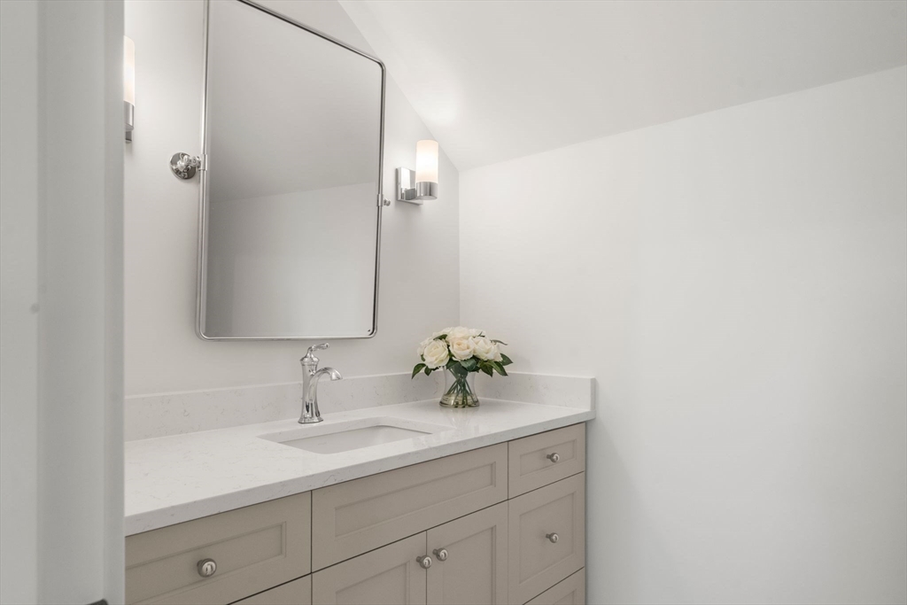 1 Tuttle Lane Lynnfield, MA 01940 - Photo 35 of 42