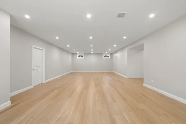 $3,750,000 | 1 Tuttle Lane, Lynnfield, MA 01940