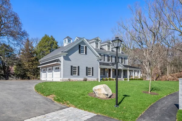 $3,750,000 | 1 Tuttle Lane, Lynnfield, MA 01940