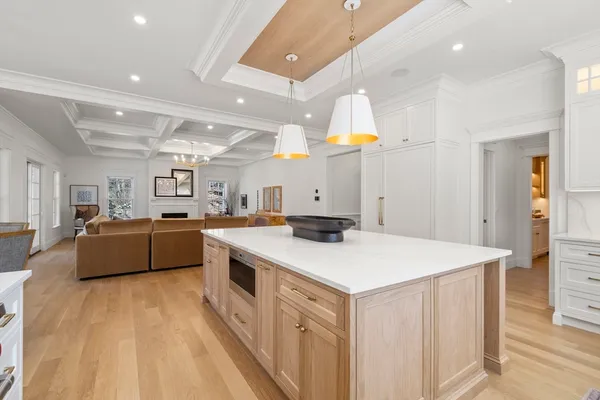 $3,750,000 | 1 Tuttle Lane, Lynnfield, MA 01940