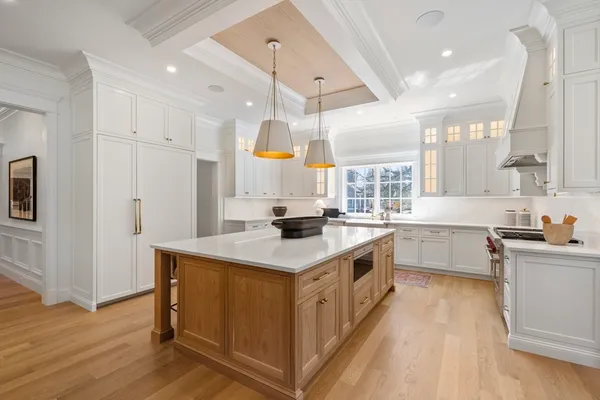 $3,750,000 | 1 Tuttle Lane, Lynnfield, MA 01940