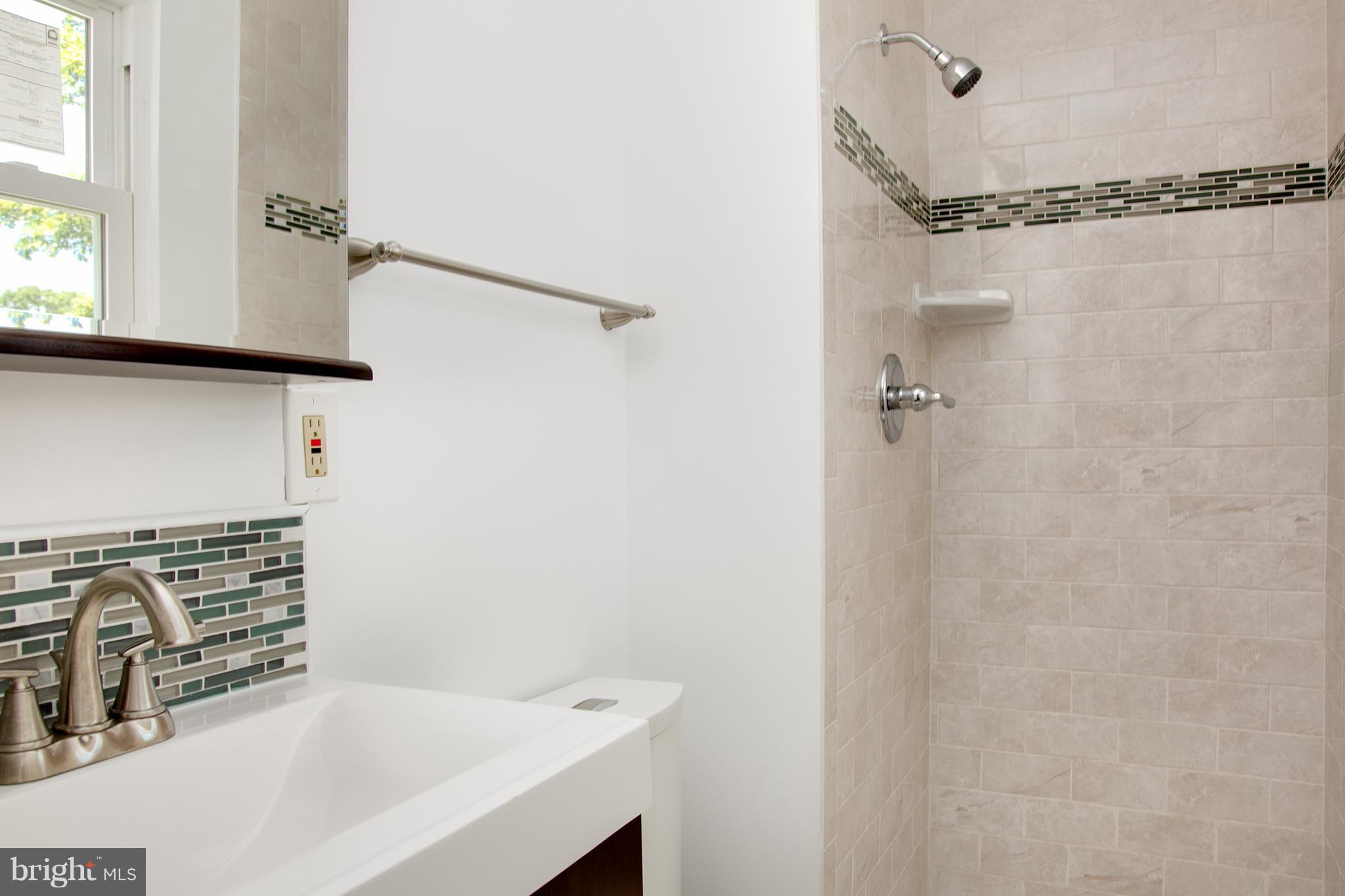 4538 Kinmount Road Lanham, MD 20706 - Photo 15 of 26 Bath (Master)