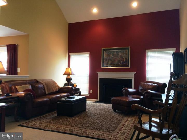 10 Paddock Road Marlton, NJ 08053 - Photo 5 of 22 Family Room