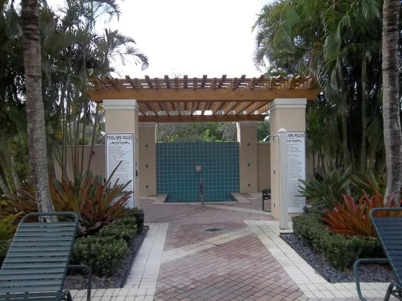 373 Springview Loop Port St. Lucie, FL 34986 - Photo 35 of 56 Hot Tub