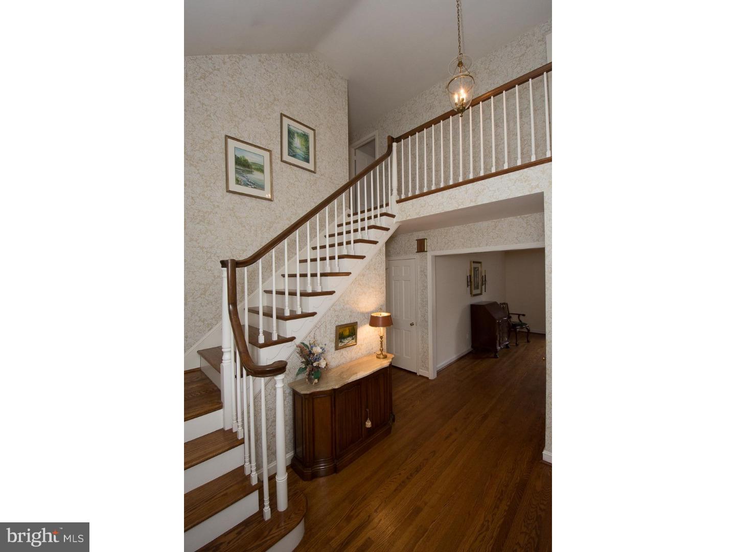 719 Woodcrest Road Radnor, PA 19087 - Photo 2 of 23 Foyer