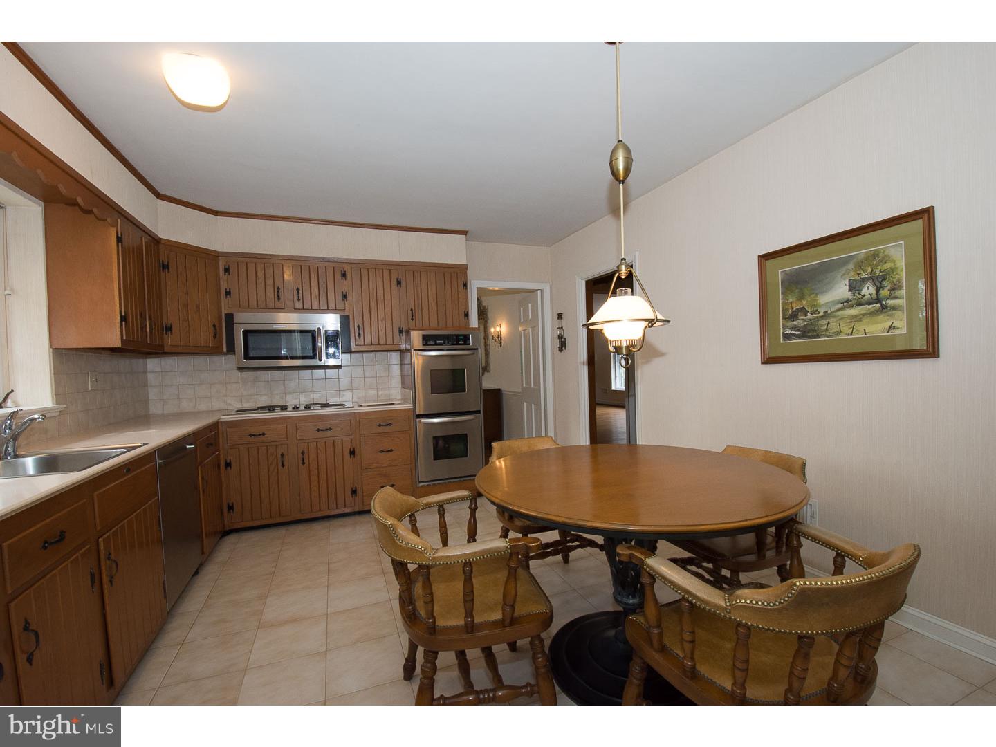 719 Woodcrest Road Radnor, PA 19087 - Photo 11 of 23 Kitchen