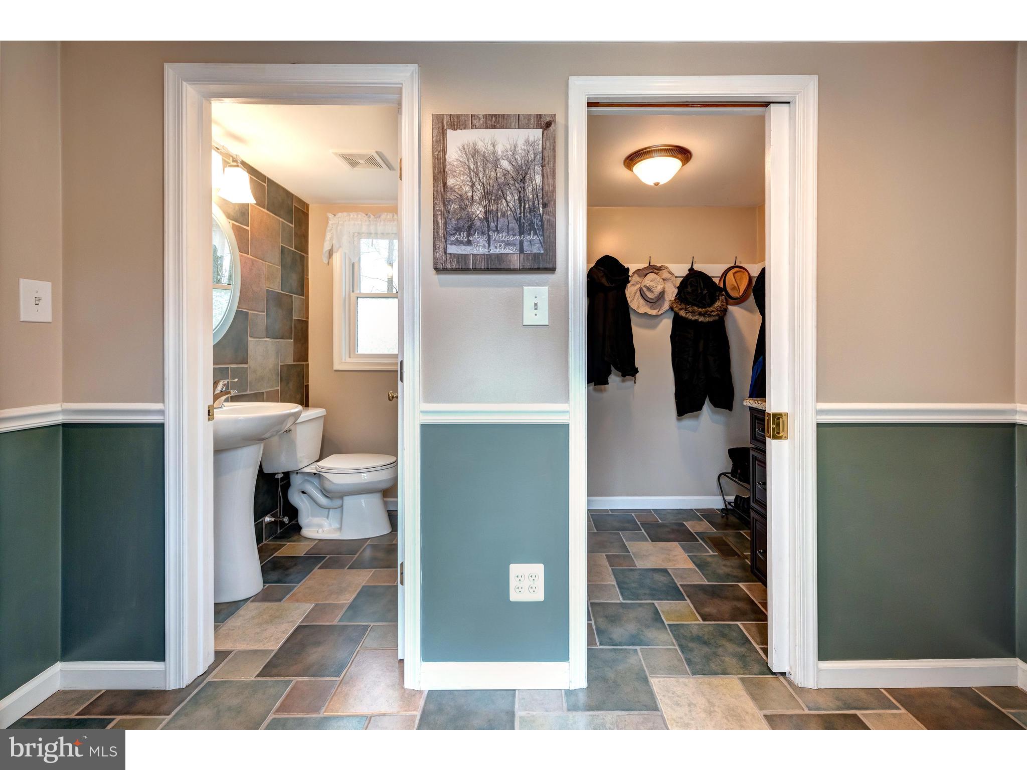 270 Peck Road Downingtown, PA 19335 - Photo 13 of 30 Drop Zone/1/2 Bath