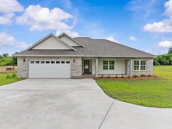 $300,000 | 562 North John Street, New Brockton, AL 36351