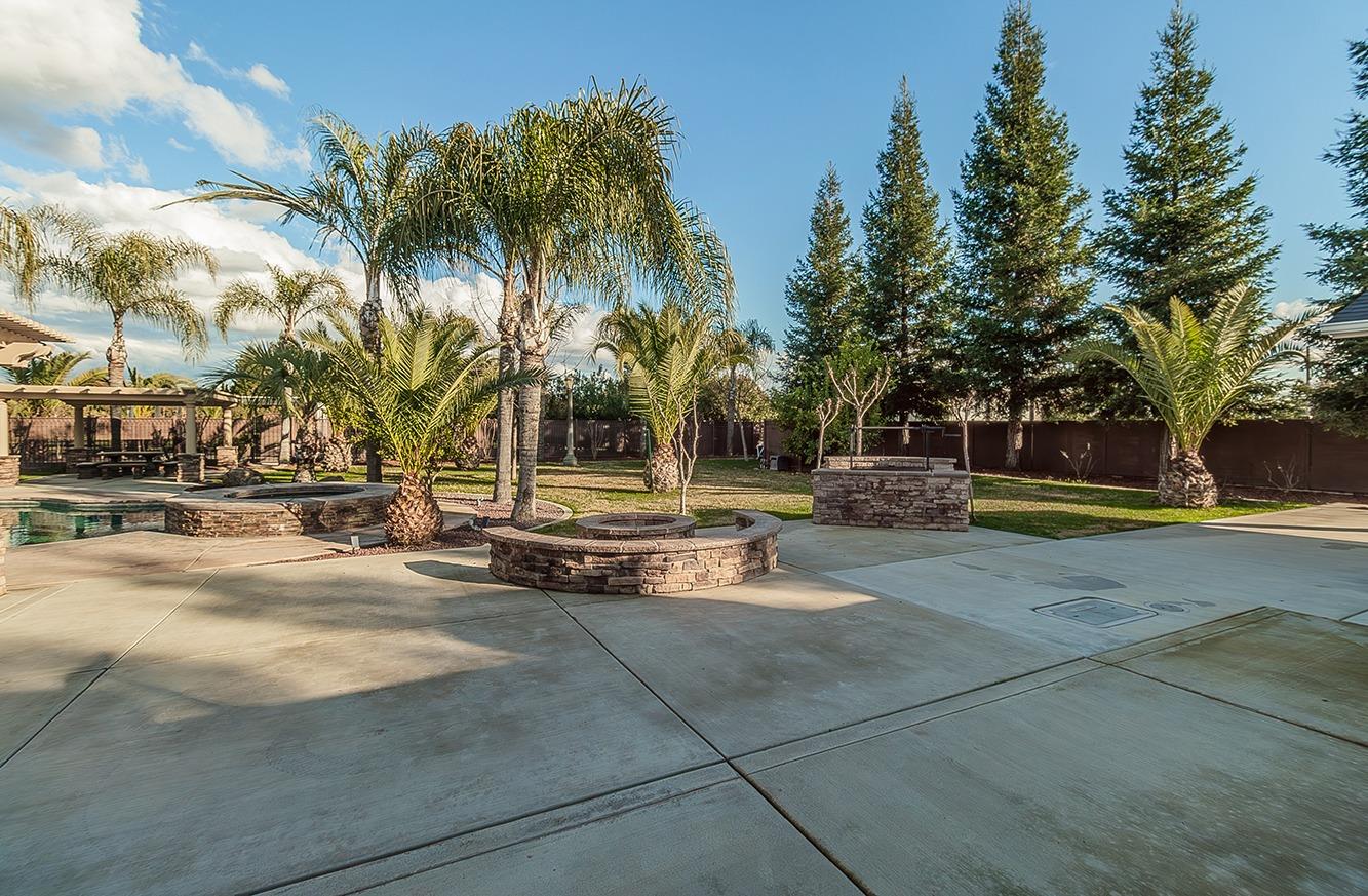 7010 South Frankwood Avenue Reedley, CA 93654 - Photo 45 of 75