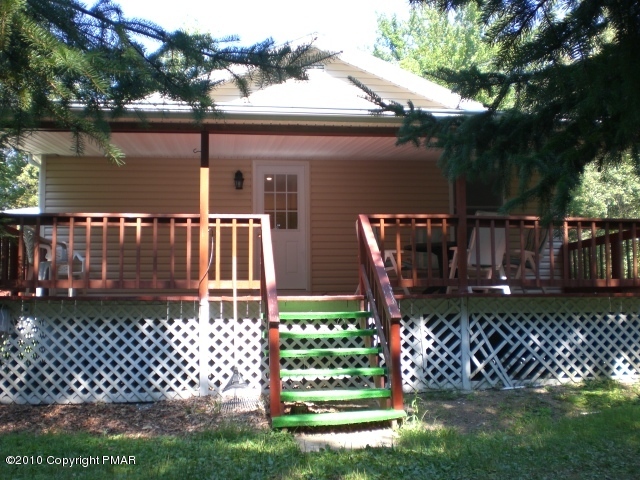 50 Behrens Road Jim Thorpe, PA 18229 - Photo 18 of 18 Side porch