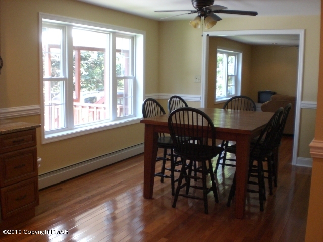 50 Behrens Road Jim Thorpe, PA 18229 - Photo 3 of 18 Dining room