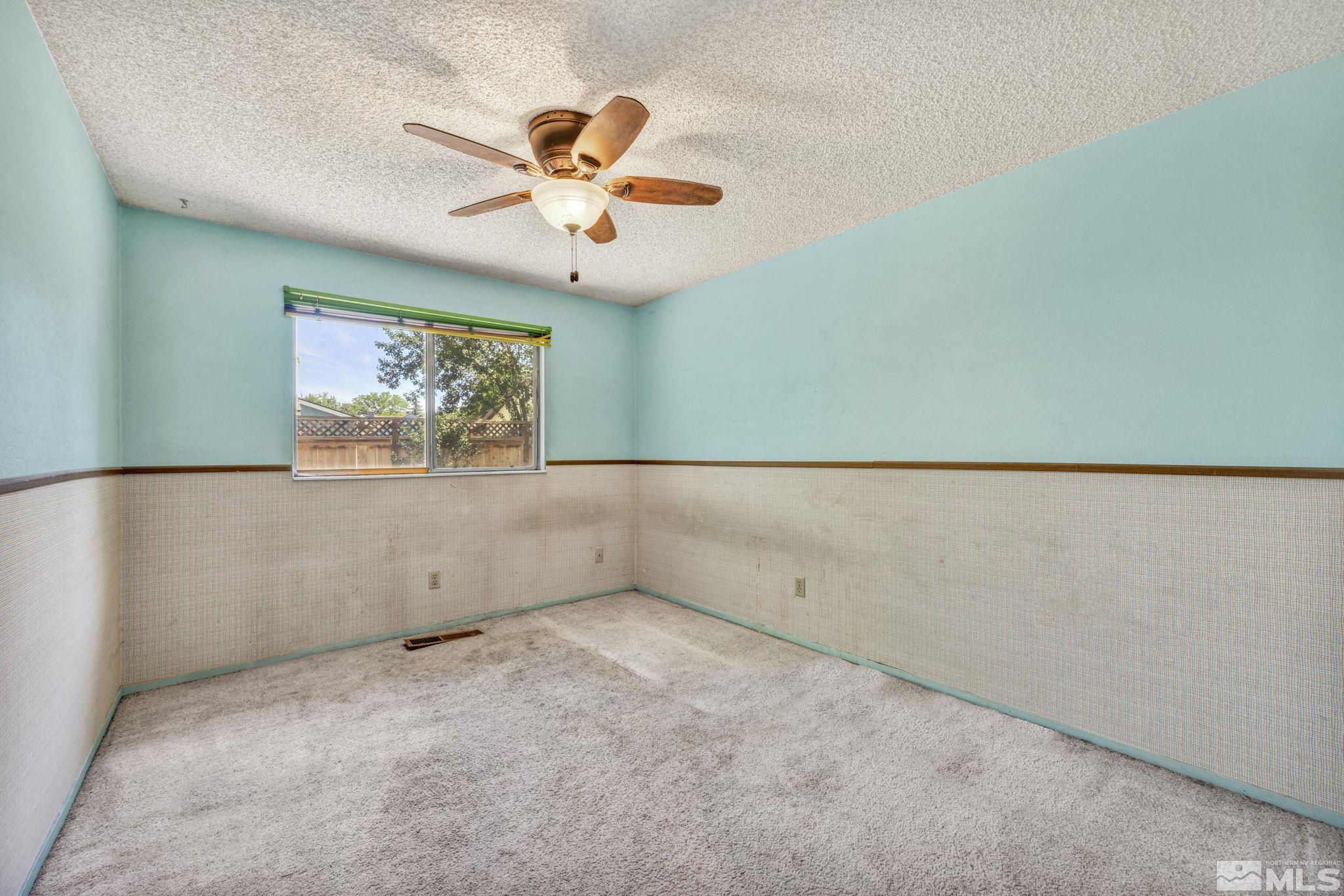 1672 Del Rosa Way Sparks, NV 89434 - Photo 23 of 32 Photo 23