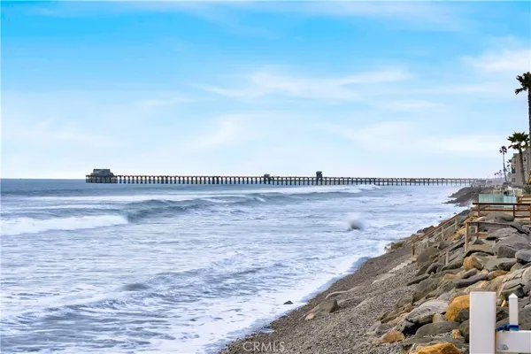 $3,795 | 1105 South Cleveland Street, Unit 205, Oceanside, CA 92054