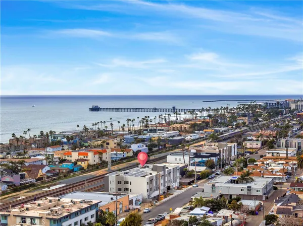 $3,795 | 1105 South Cleveland Street, Unit 205, Oceanside, CA 92054