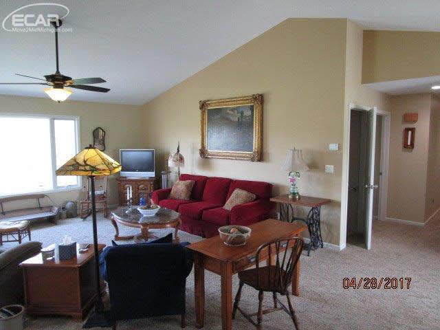 16379 Linden Road Linden, MI 48451 - Photo 14 of 23 21290416-13.JPG