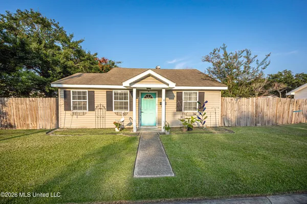 $110,000 | 1806 Roosevelt Street, Pascagoula, MS 39567