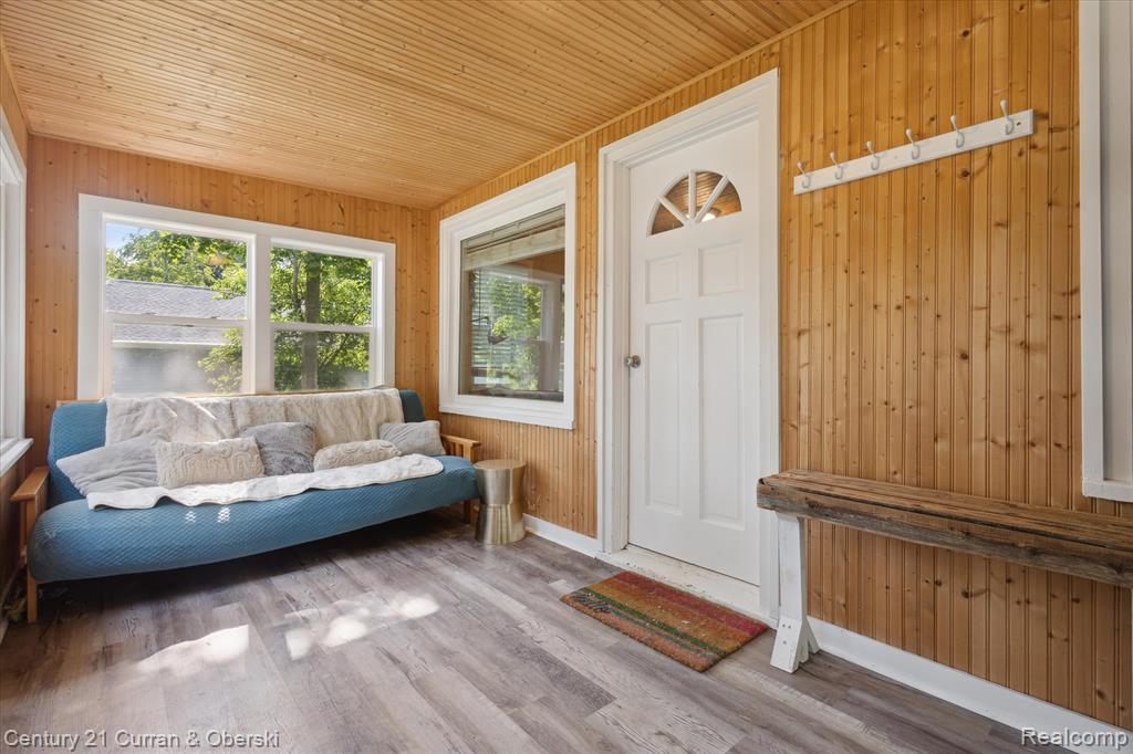 7840 Forest Beach Road Watervliet, MI 49098 - Photo 8 of 44 Gallery Image 8