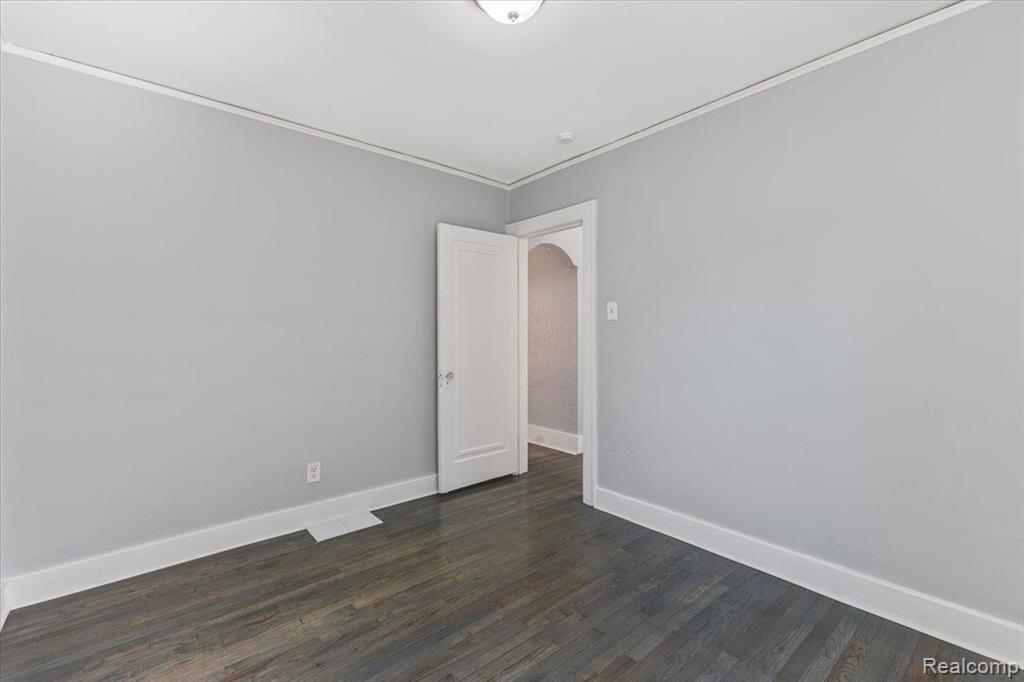 5934 Devonshire Road Detroit, MI 48224 - Photo 16 of 29