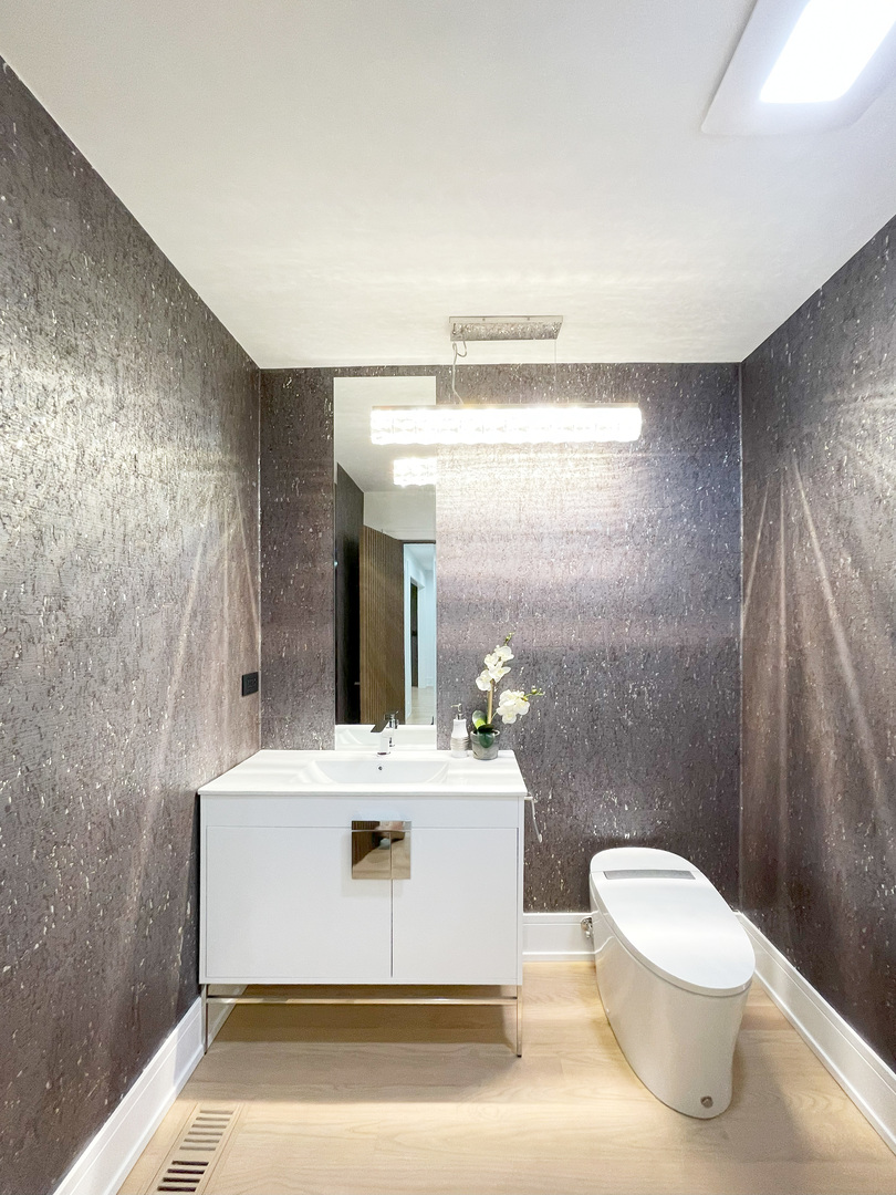 2005 Malory Lane Highland Park, IL 60035 - Photo 20 of 48 a bathroom with a sink mirror and toilet