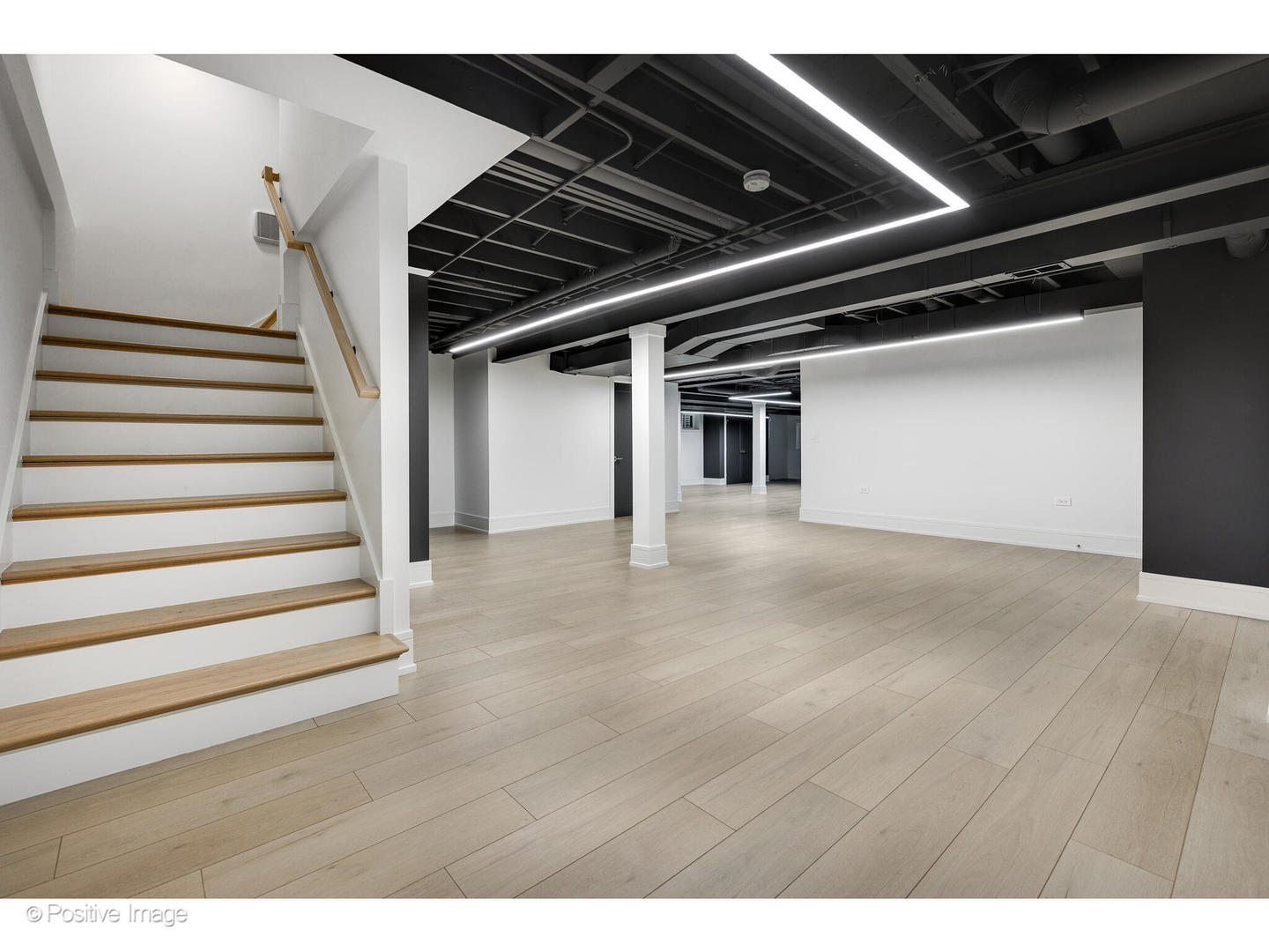 2005 Malory Lane Highland Park, IL 60035 - Photo 38 of 48 a view of an empty room