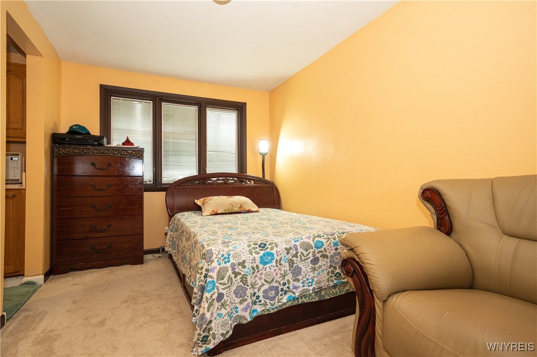 75 Fairoaks Lane Cheektowaga, NY 14227 - Photo 10 of 46