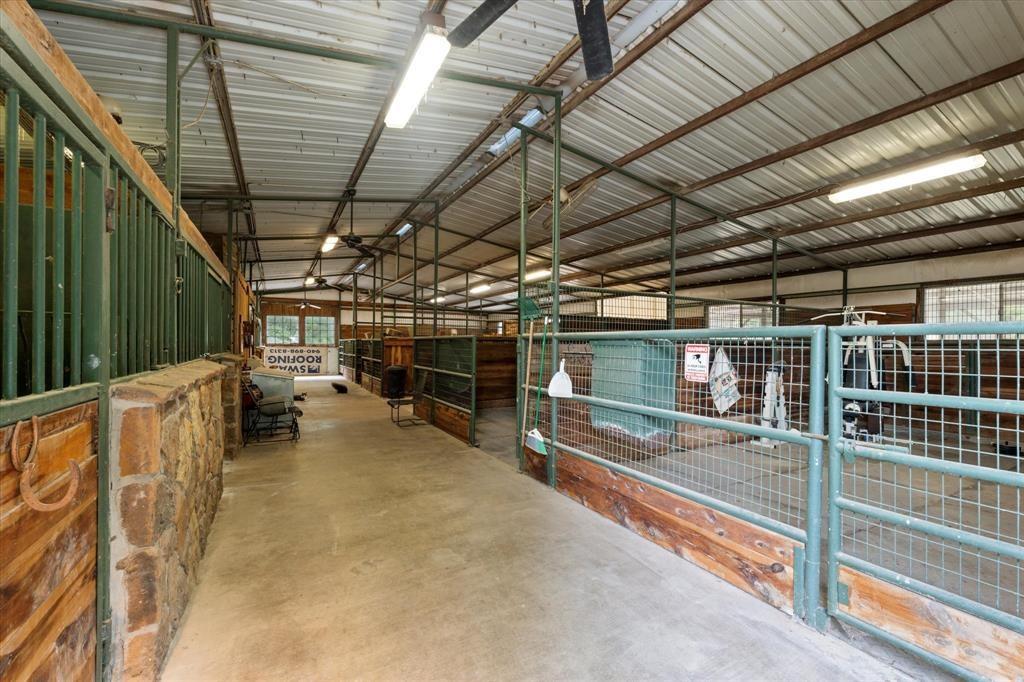 1382 East Blackjack Road East Pilot Point, TX 76258 - Photo 18 of 20